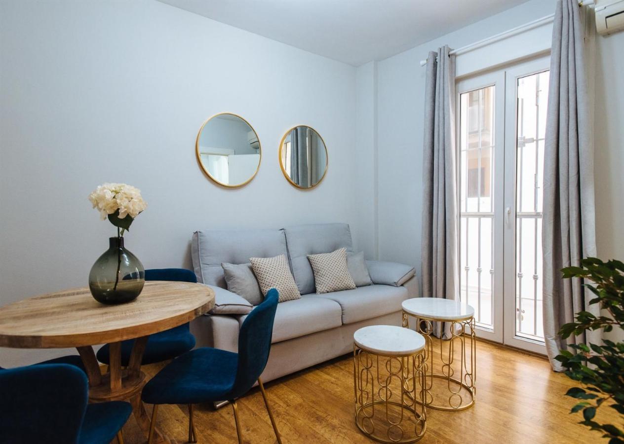 Feijoo Suite Apartment Seville Exterior photo